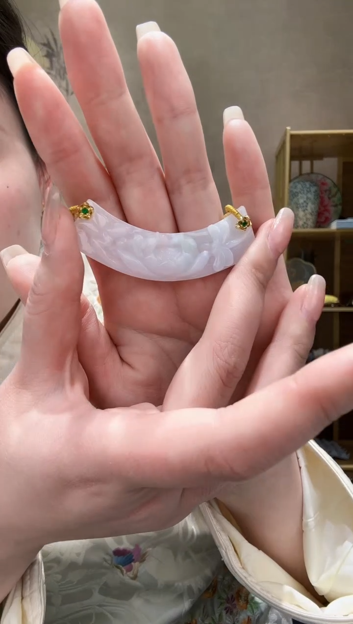 【闪购商品】翡翠颈饰未镶嵌吊坠