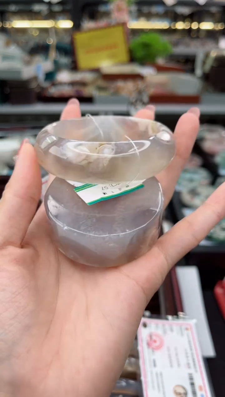 【闪购商品】石英质玉手镯未镶嵌57圈口（赠品镯心）3681495