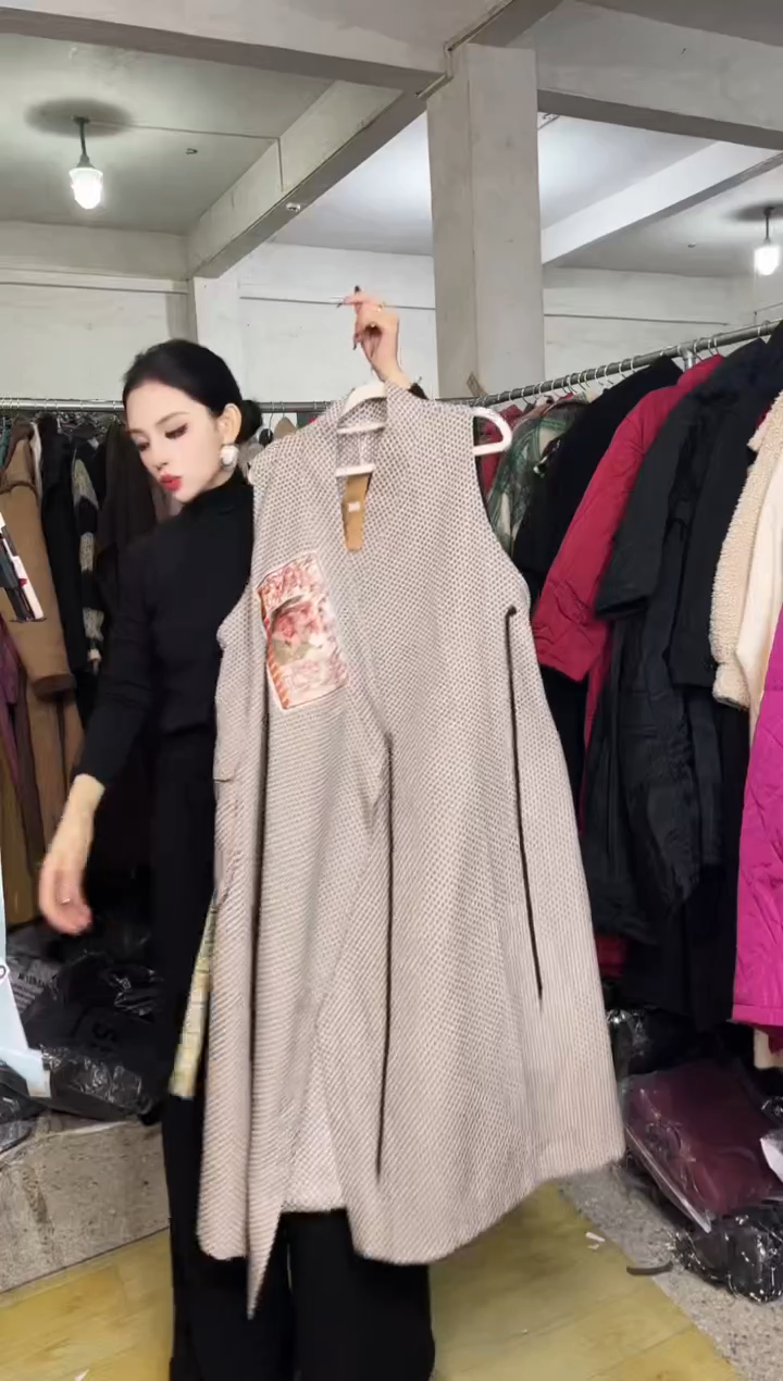 968闪购外套外披马甲打底裤子