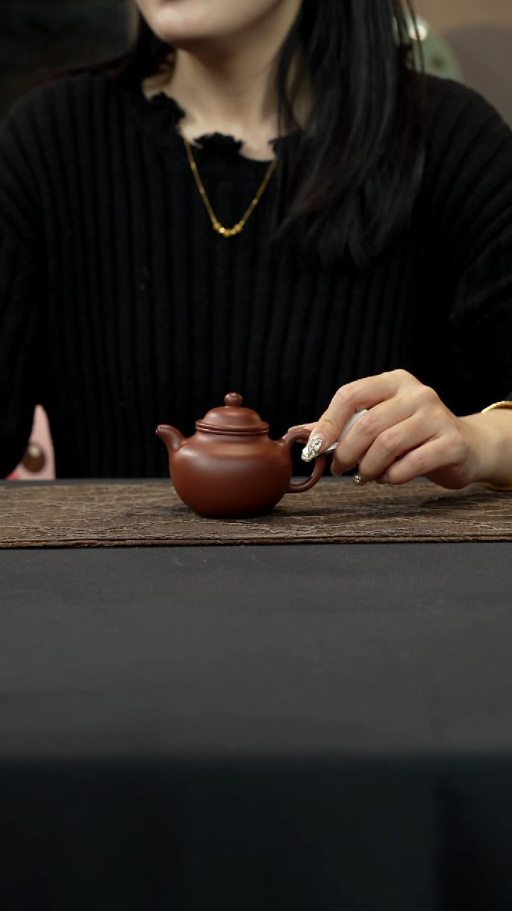 【闪购商品】紫砂茶壶清水泥掇球150cc