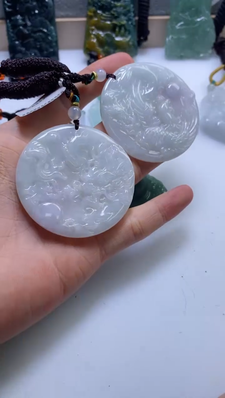 【闪购商品】翡翠挂件未镶嵌             