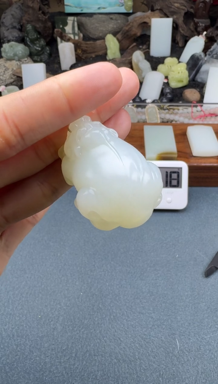 【闪购商品】和田玉颈饰未镶嵌开心