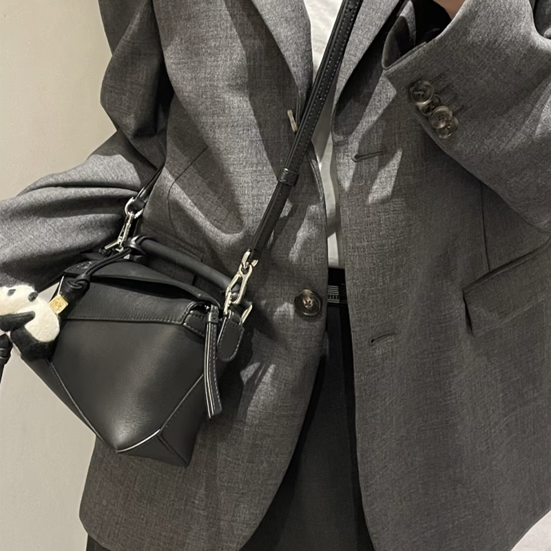 95新 LOEWE/罗意威 罗意威   mini黑色puzzle几何包 单肩斜挎包