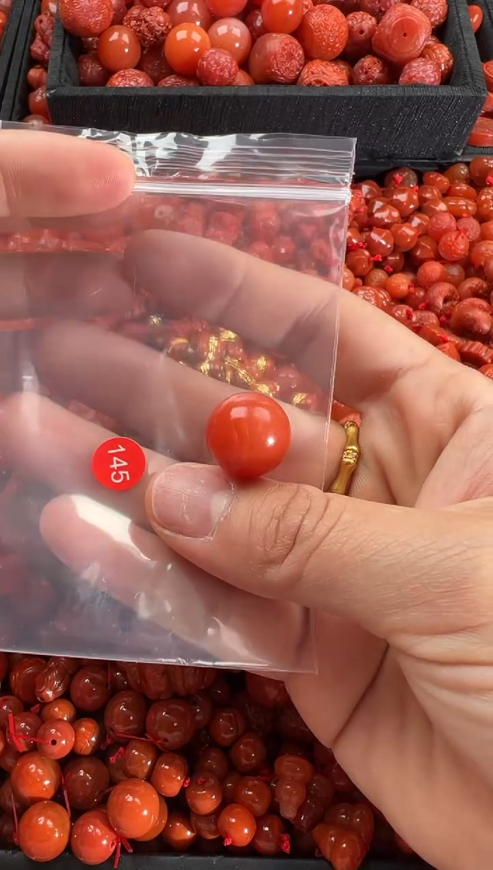 【闪购商品】南红玛瑙颈饰未镶嵌1