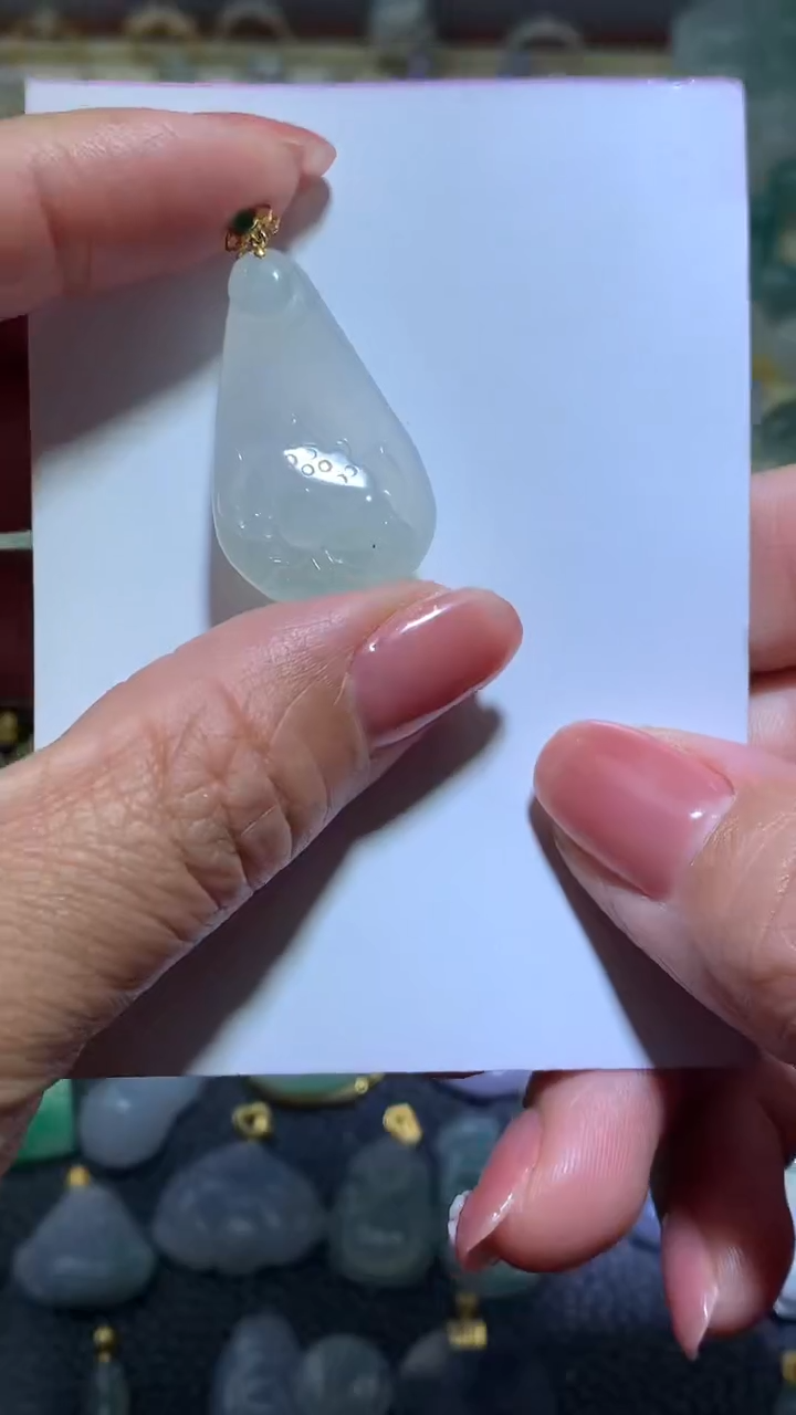 【闪购商品】翡翠颈饰18K金镶嵌080翡翠吊坠