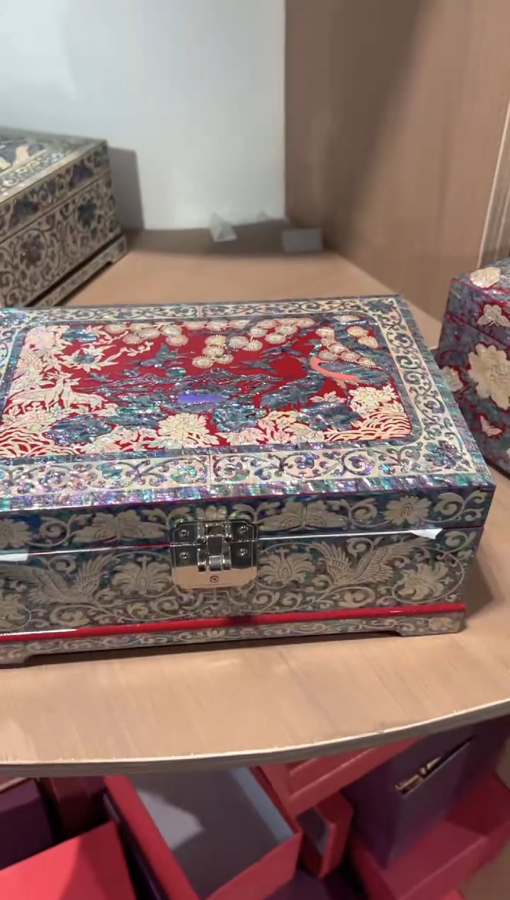 【闪购商品】绒布底弘贝雅螺钿漆器文化馆