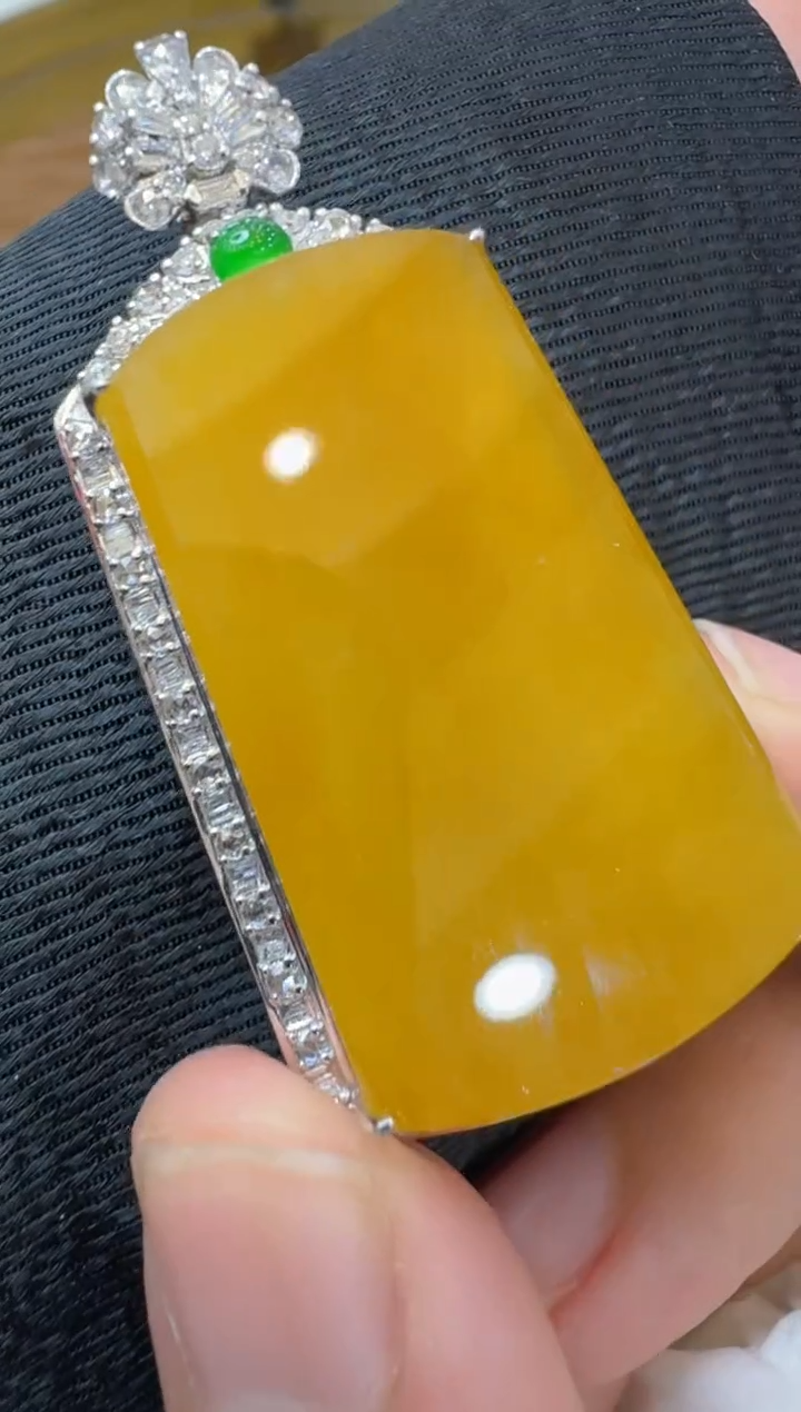 【闪购商品】翡翠吊坠(不含链)18K金镶嵌分单