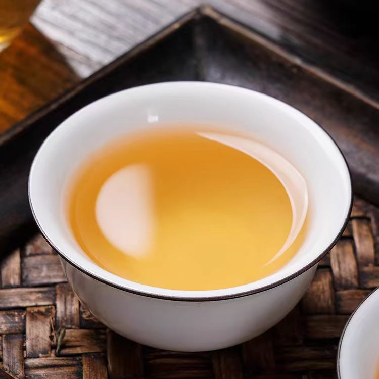 【替代链接】历久迷香2018年荒野贡眉300克/饼