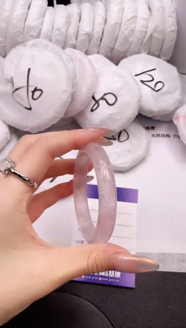 【闪购商品】石英质玉手镯未镶嵌16K113-54