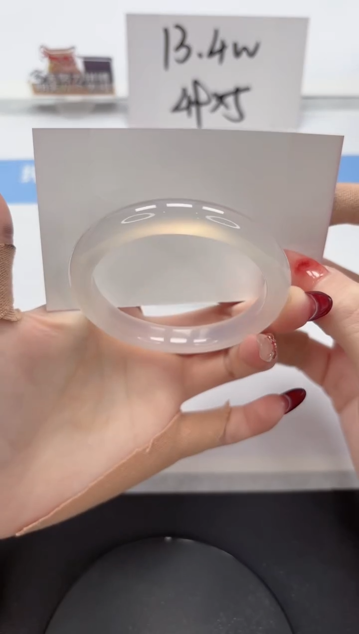 【闪购商品】石英质玉手镯未镶嵌A347-55.1