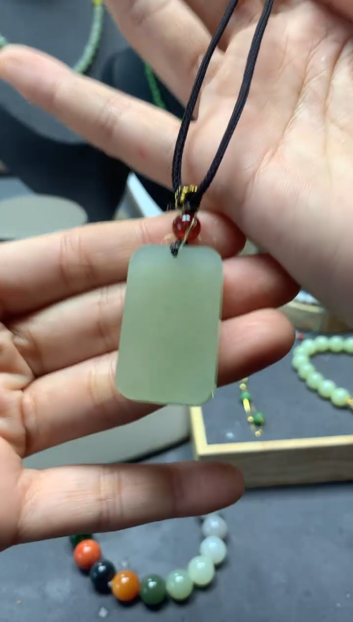 【闪购商品】和田玉颈饰未镶嵌sj