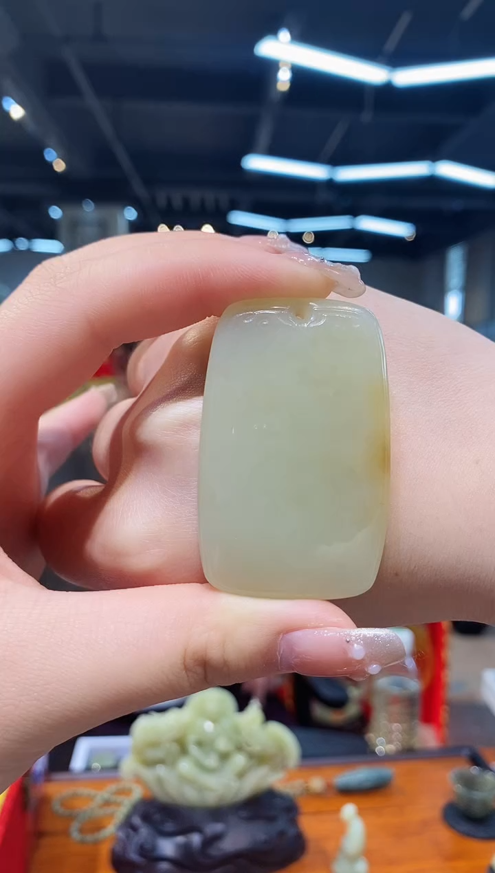 【闪购商品】和田玉挂件未镶嵌无事牌