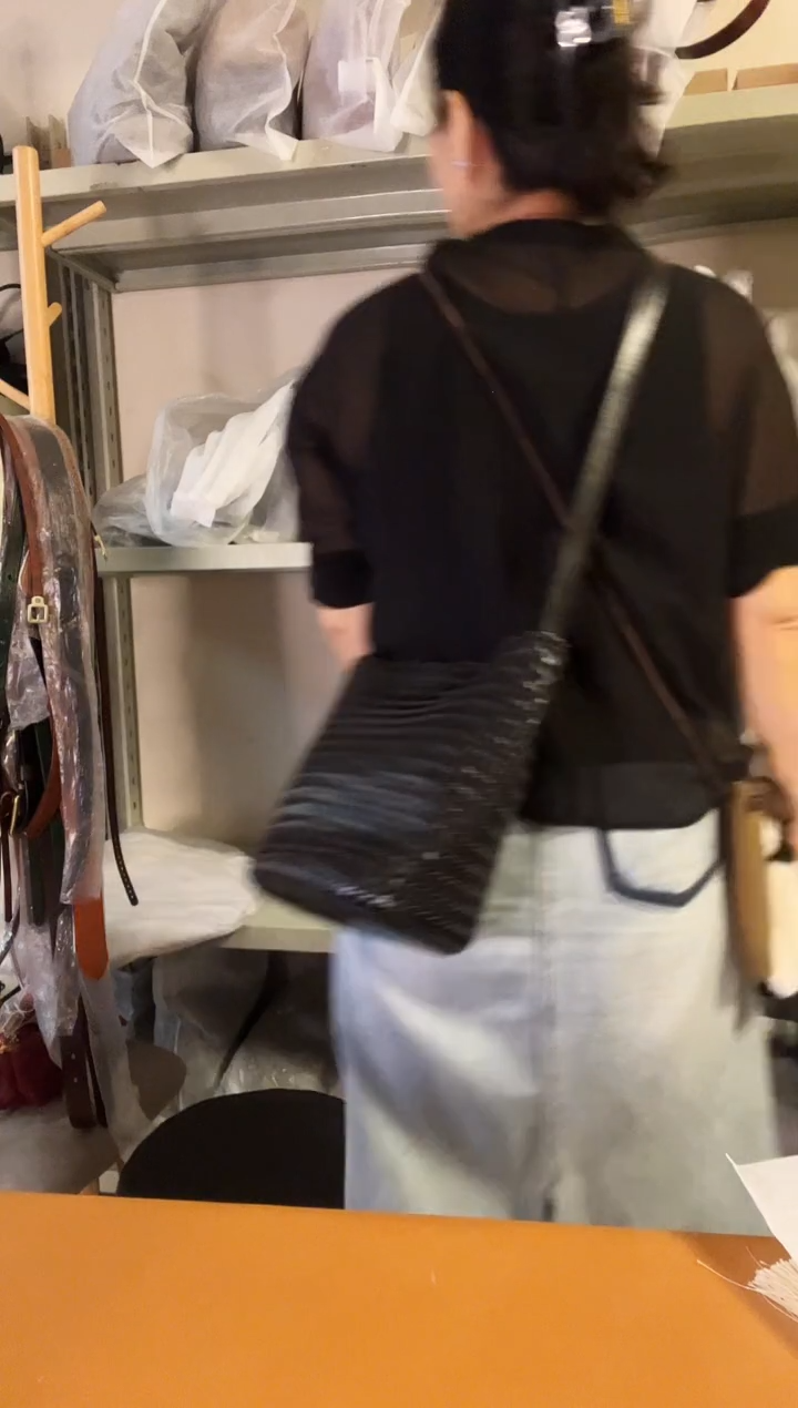 牛皮（革）高端订制时尚百搭女士 手提 腋下 斜跨包