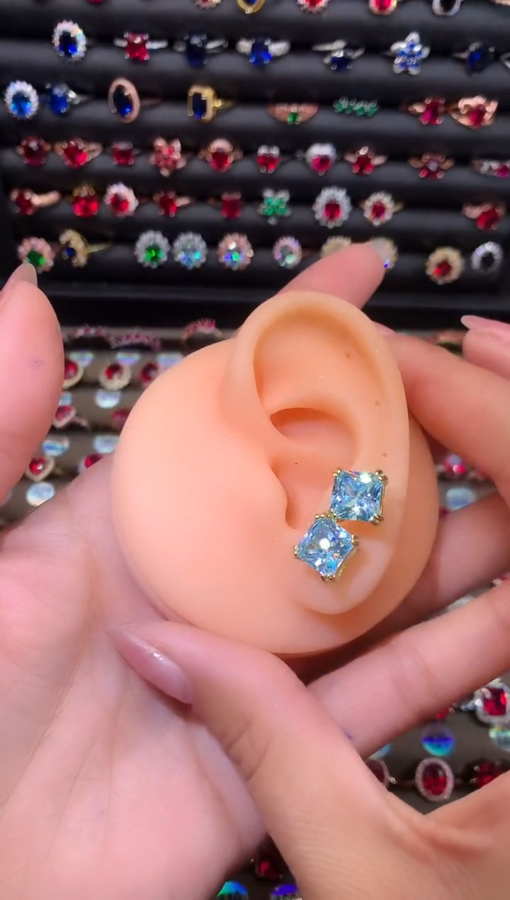 【闪购商品】海蓝宝石耳坠银S925镶嵌8金