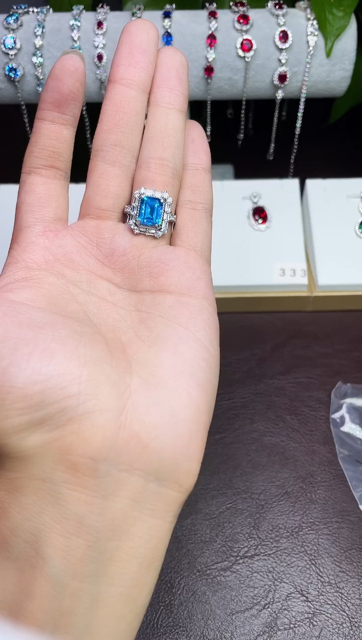 合金合成钻石蓝宝戒指