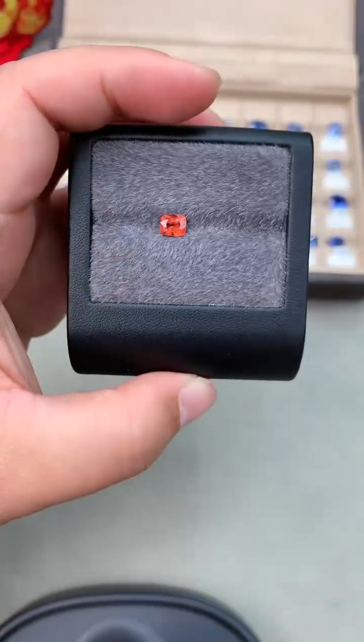 【闪购商品】定制尖晶石裸石未镶嵌0.96ct 枕型 暖色调