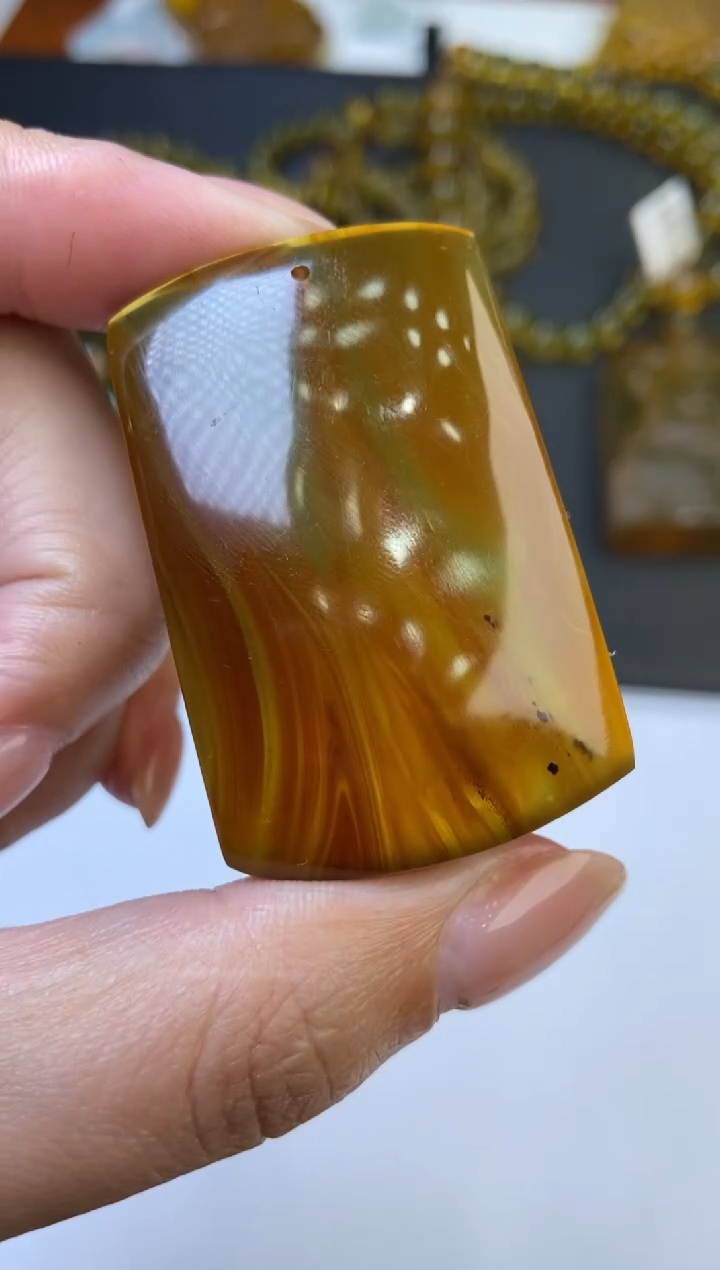 未镶嵌琥珀颈饰2201737  