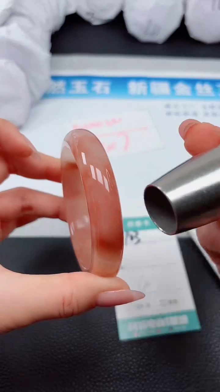 【闪购商品】石英质玉手镯未镶嵌A103