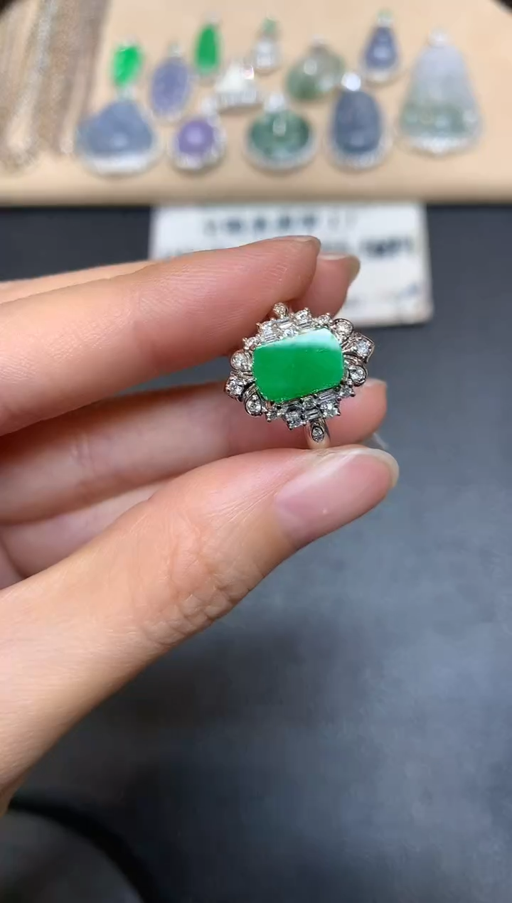 【闪购商品】翡翠戒指18K金镶嵌【无服务费