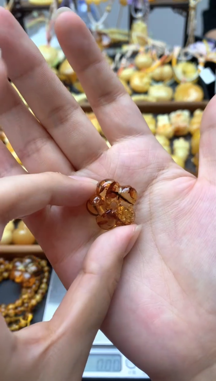 未镶嵌琥珀珠宝奇石027琥珀蜜蜡花粉有纹小坑介意勿拍
