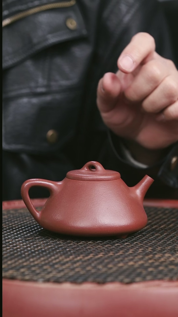 【闪购商品】紫砂红皮龙3号子冶石瓢180CC