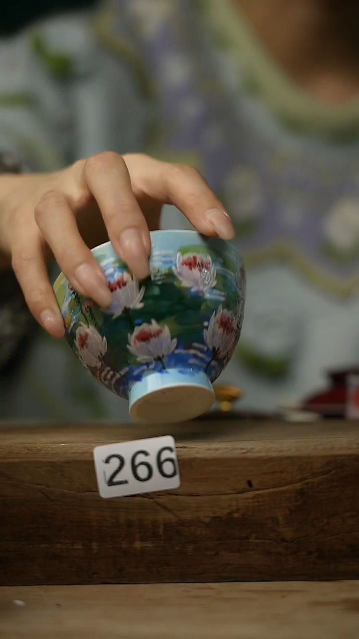 【闪购商品】瓷片油画风·彩绘·设计师石一款