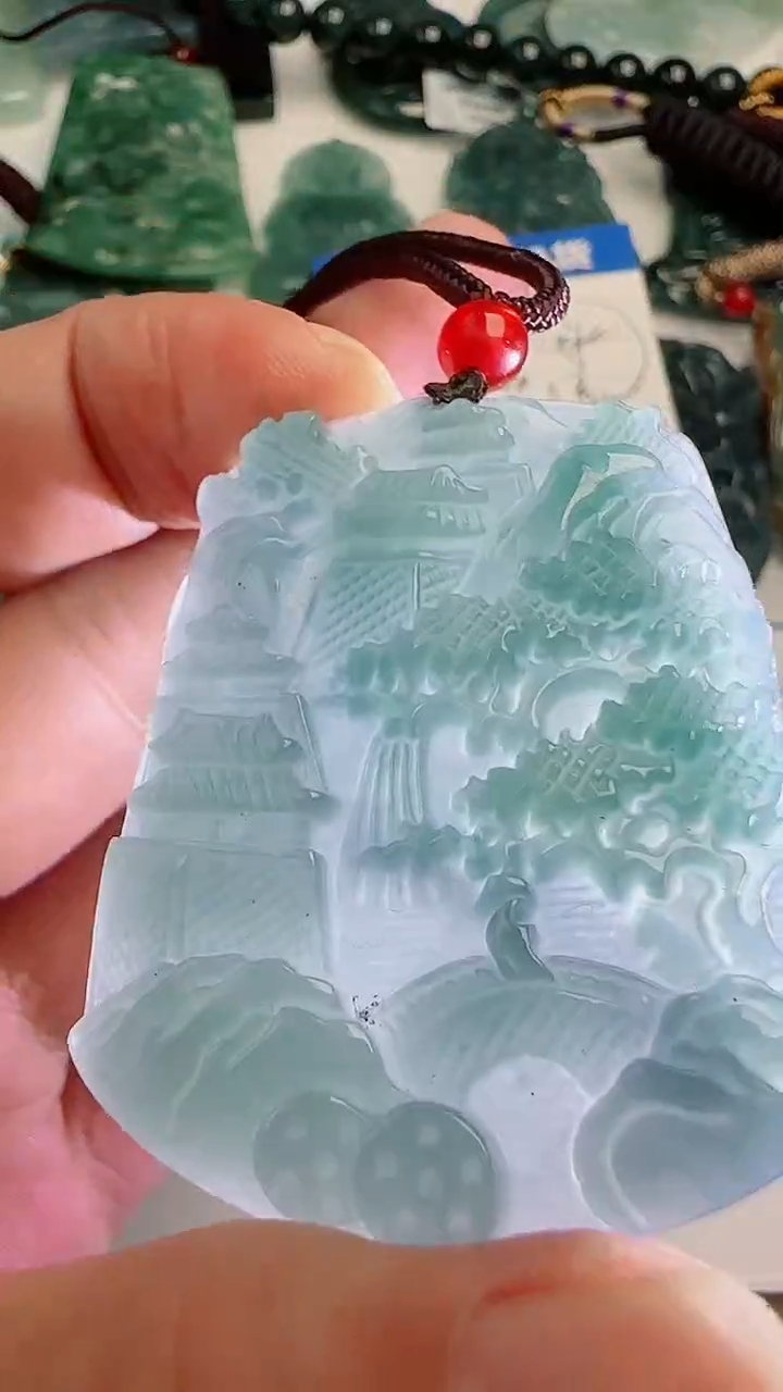 翡翠未镶嵌颈饰多样性随机发其一