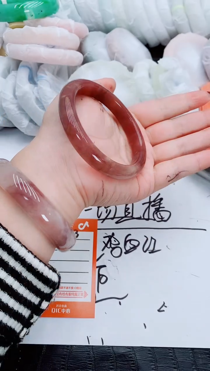 【闪购商品】石英质玉手镯未镶嵌T323-61-62
