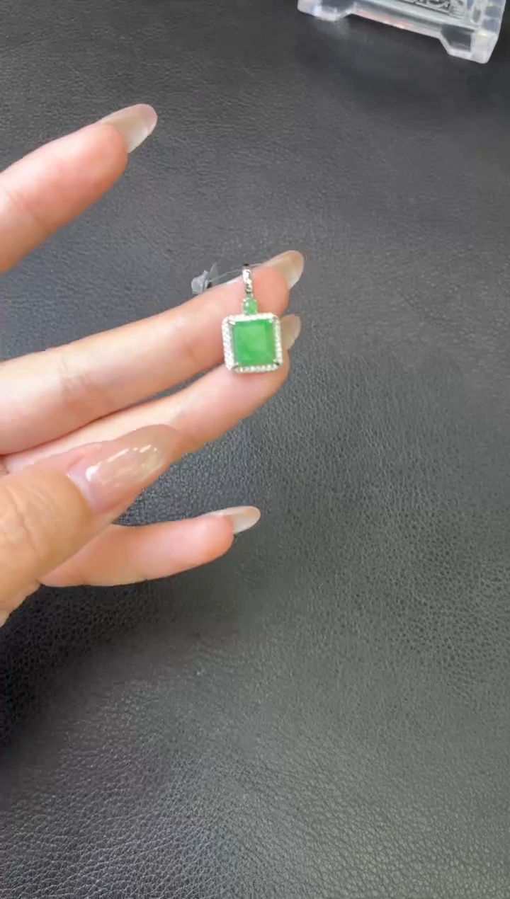 吊坠(不含链)银S925镶嵌翡翠吊坠 多样性发一件