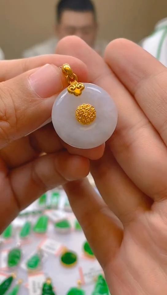 【闪购商品】翡翠颈饰18K金镶嵌 新号开播，全场乱卖