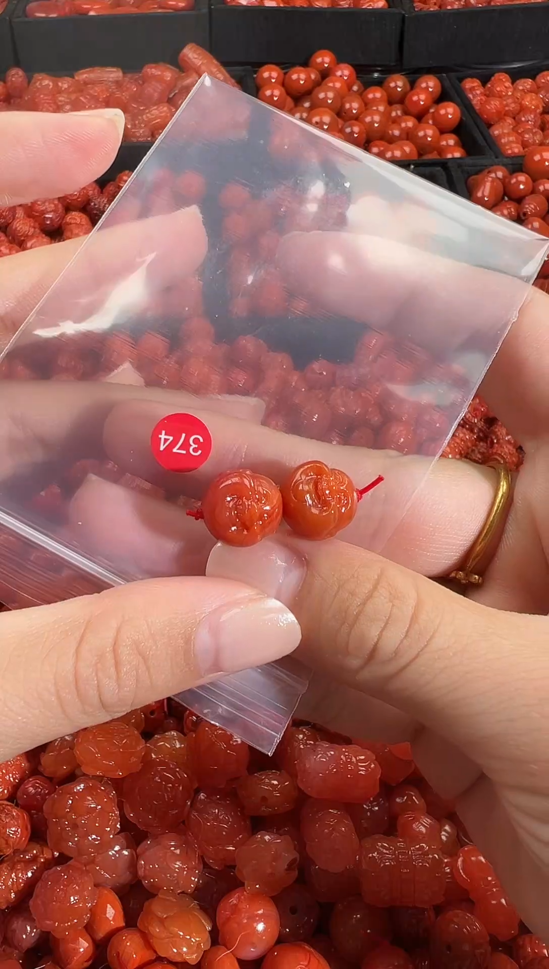 颈饰未镶嵌南红玛瑙1