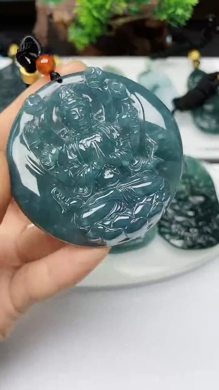 【闪购商品】翡翠颈饰未镶嵌