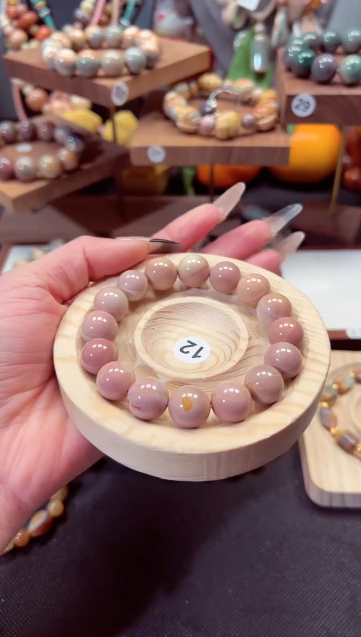 【闪购商品】石英质玉手链未镶嵌17