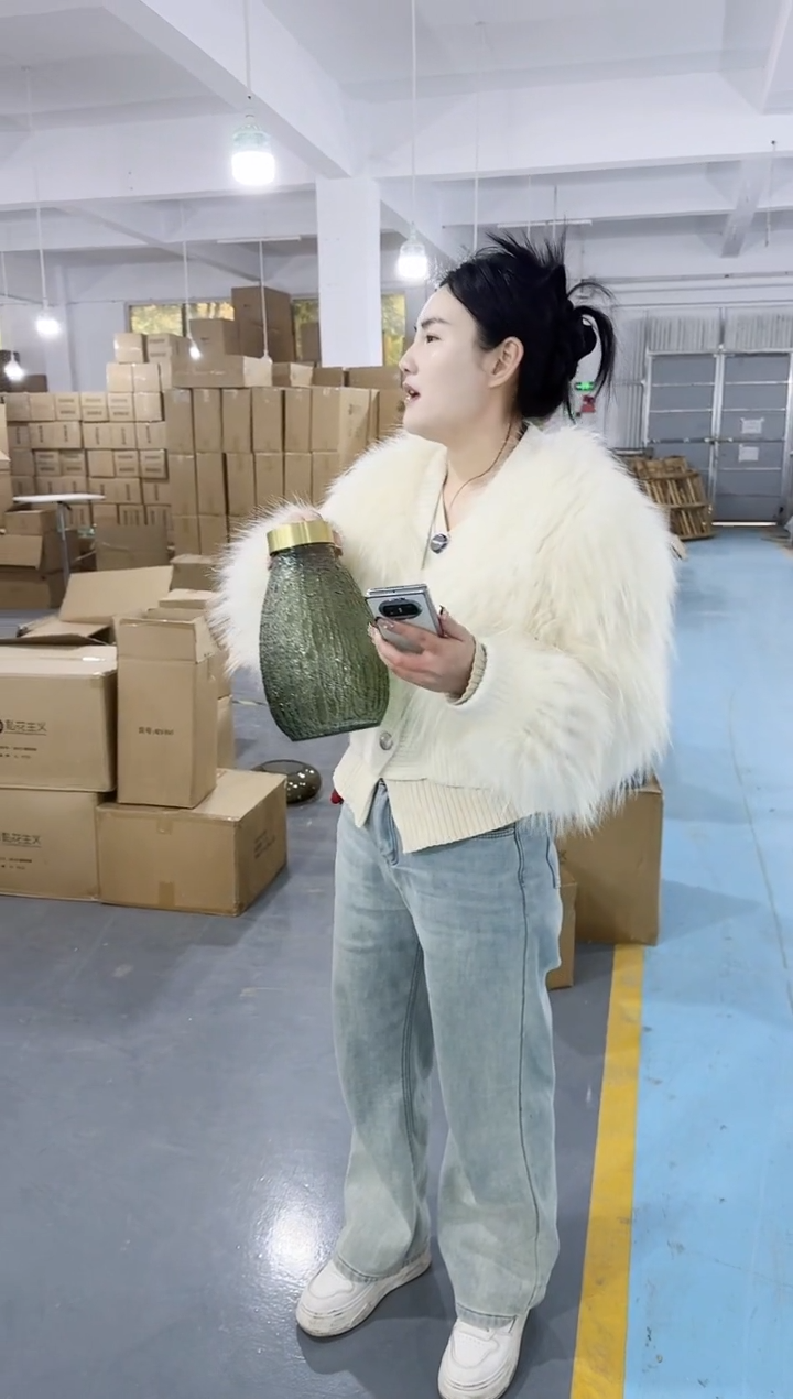 【闪购商品】无铅玻璃UU外贸花瓶微瑕-OOXB