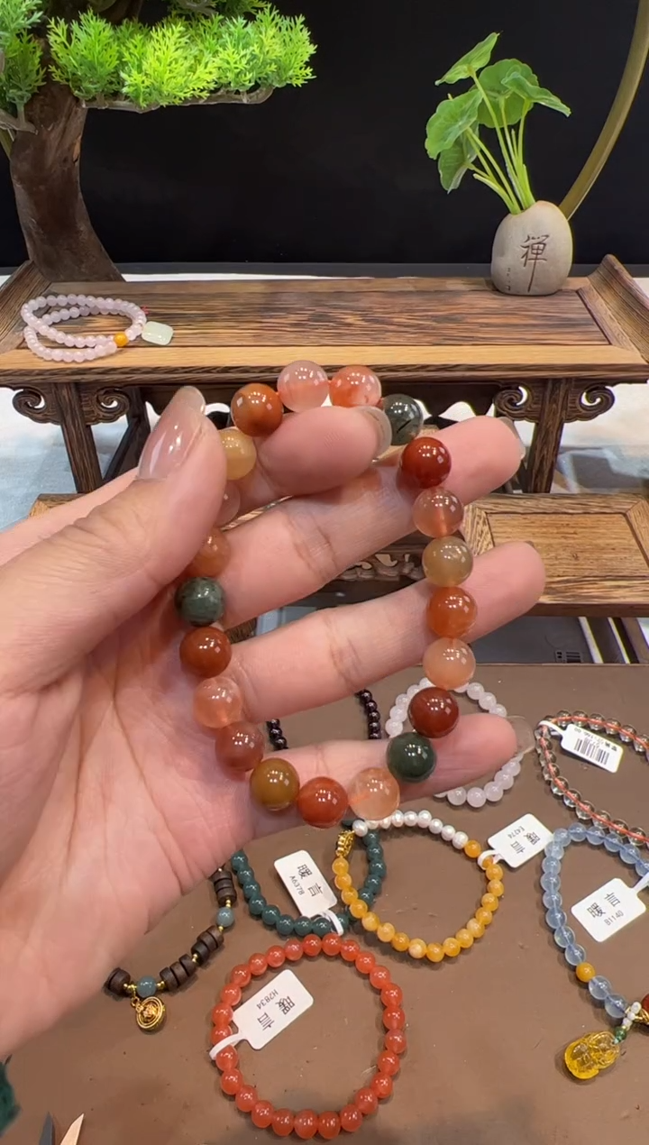 【闪购商品】水晶手串未镶嵌@@手饰