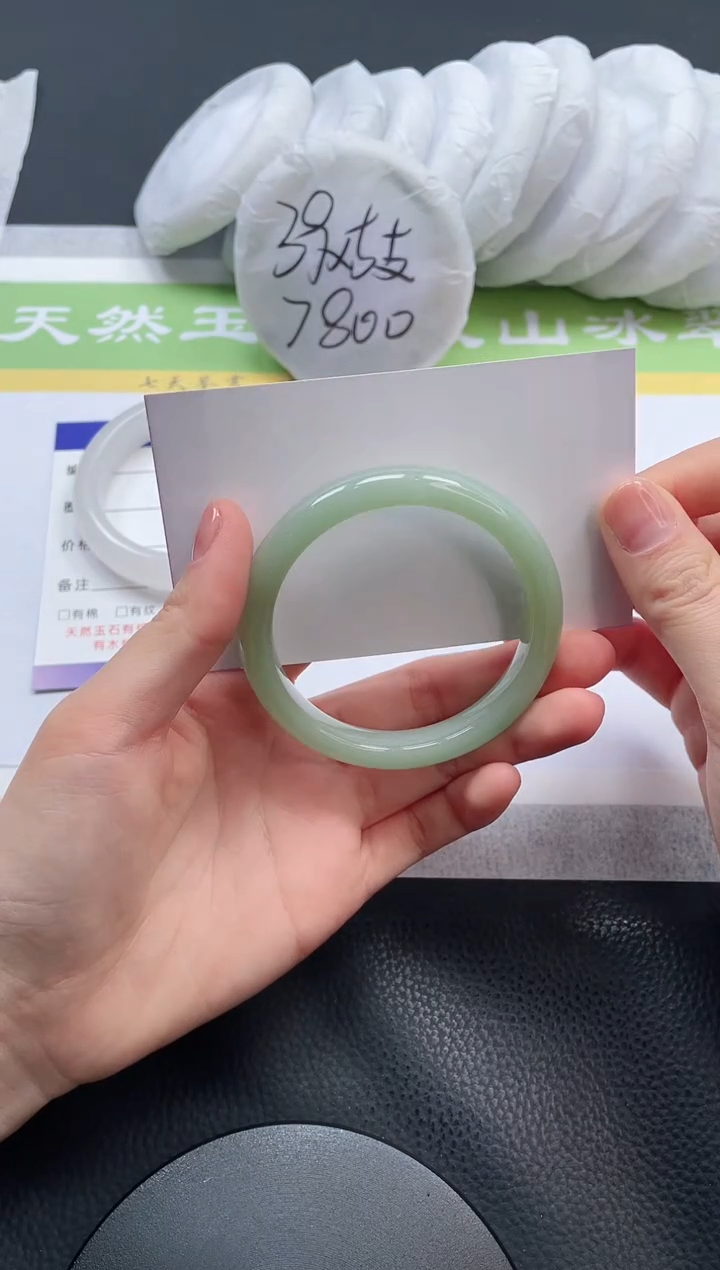 【闪购商品】石英质玉手镯未镶嵌A117-54+