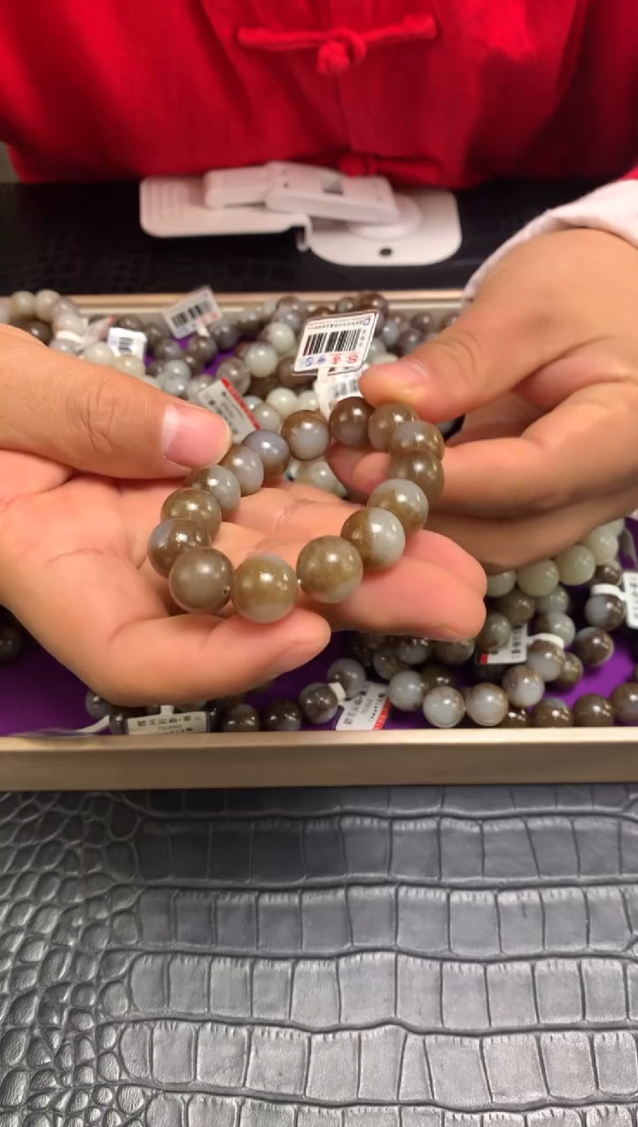 【闪购商品】和田玉手串未镶嵌多样性发一