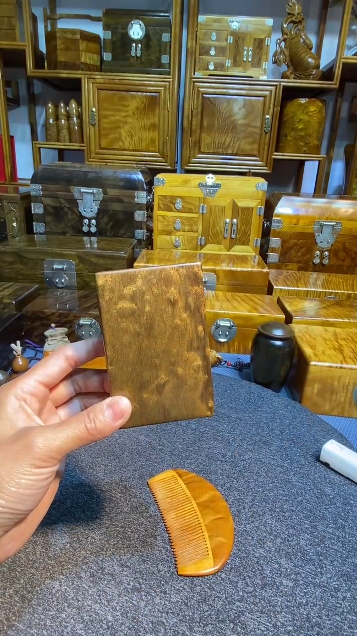 【闪购商品】金丝楠木艺阴沉木 粗只 烟盒