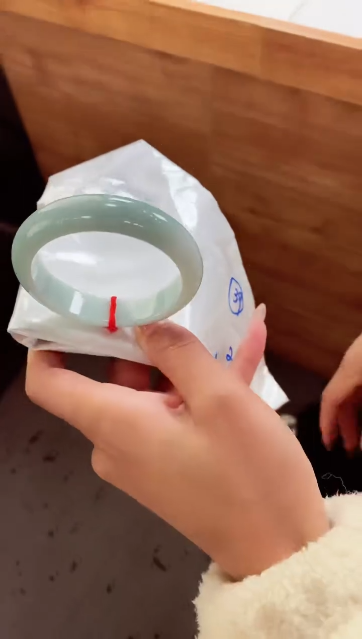 【闪购商品】翡翠手镯未镶嵌翡翠手镯1