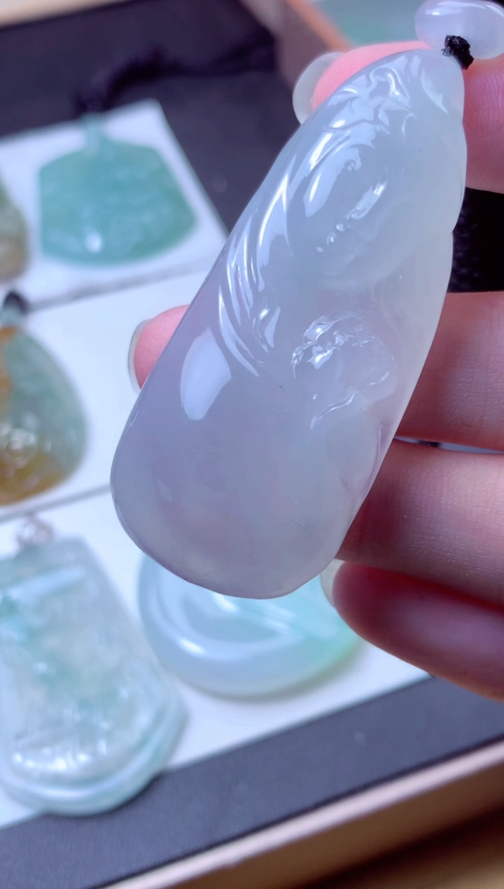 颈饰未镶嵌翡翠天然A货翡翠