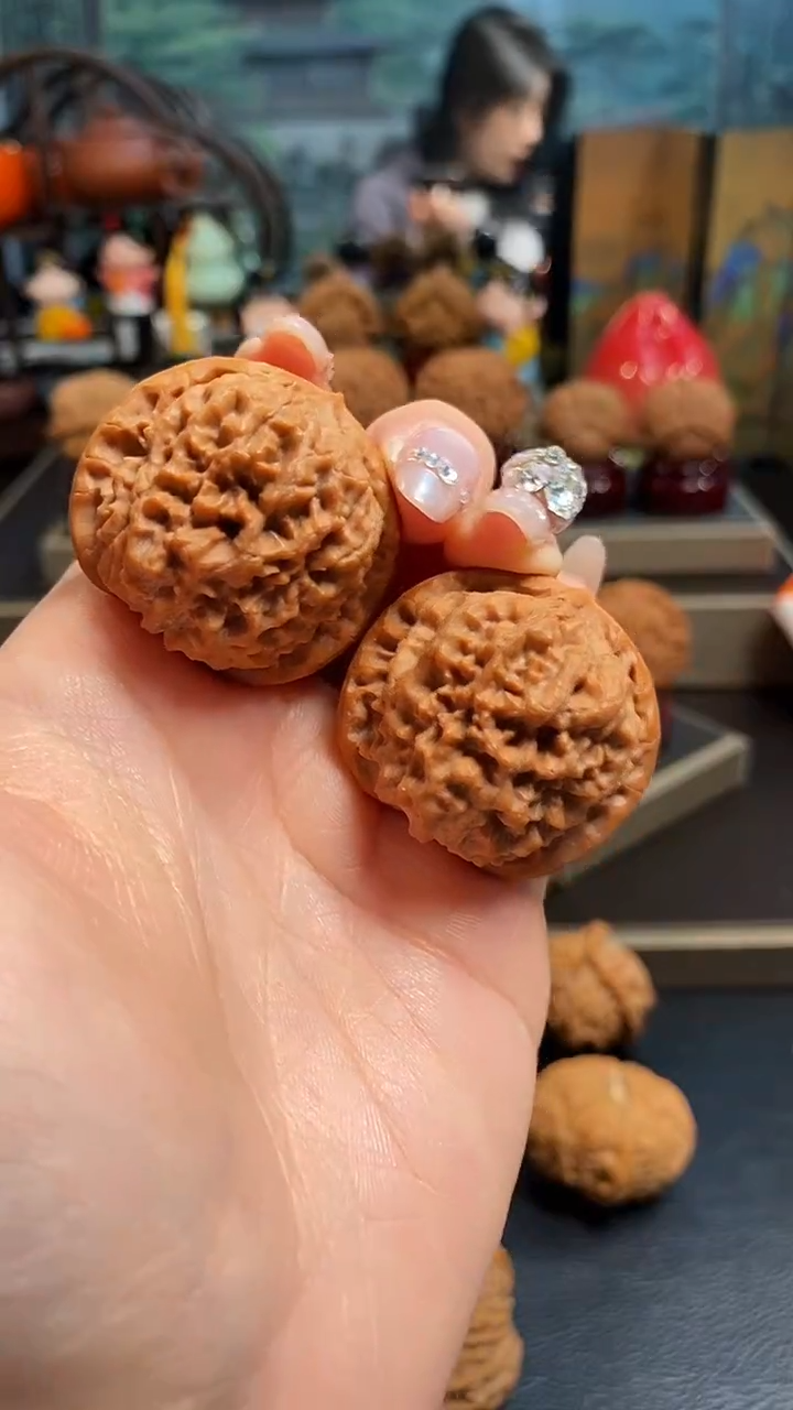 【闪购商品】文玩核桃吊坠K161龙墩37