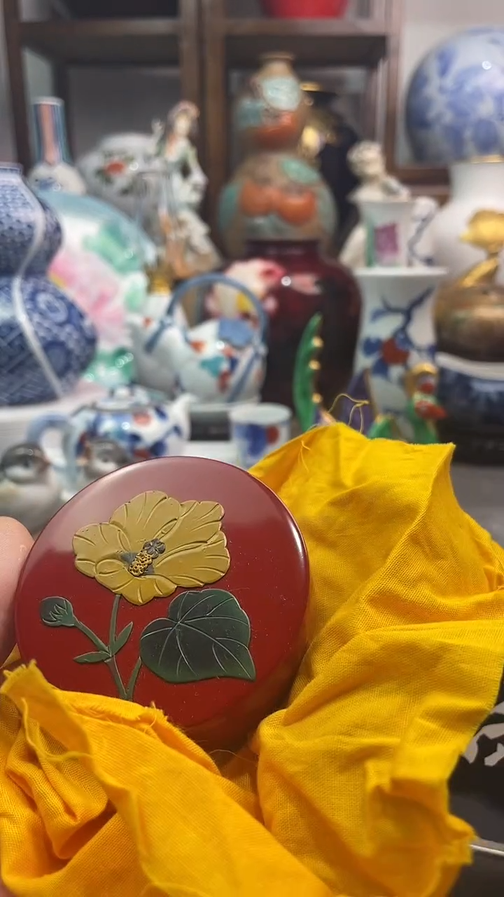 瓷片琉球堆锦实木盒
