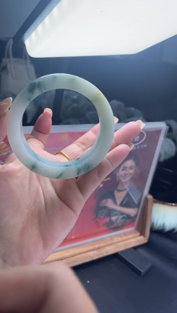 【闪购商品】定制翡翠手镯未镶嵌手镯DDQ/发一件