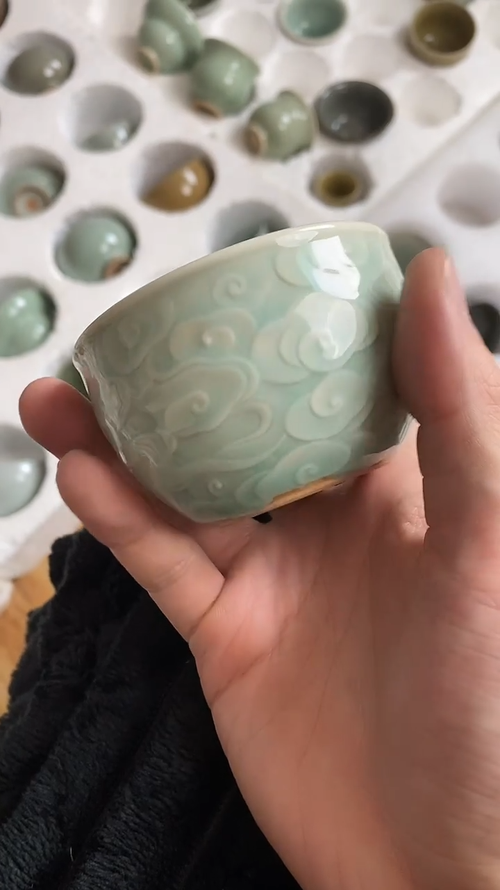  【山隐青瓷】龙窑柴烧杯子    微瑕 