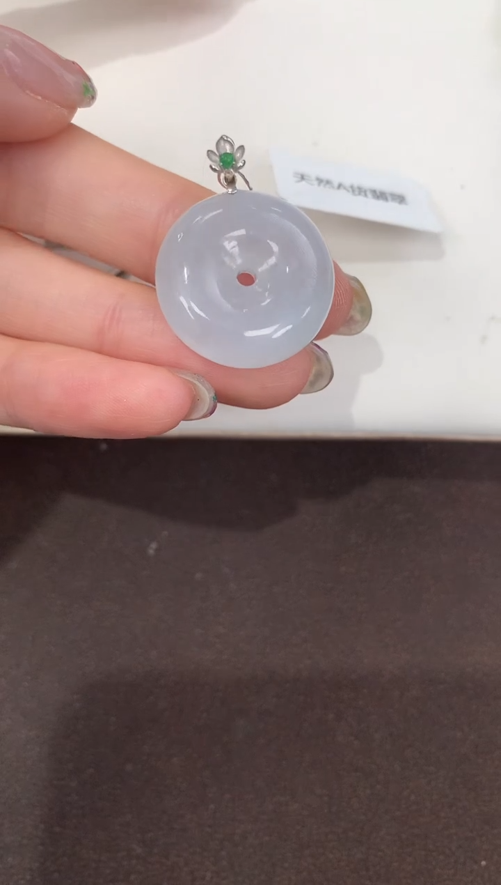 颈饰18K金镶嵌翡翠天然缅甸A货翡翠