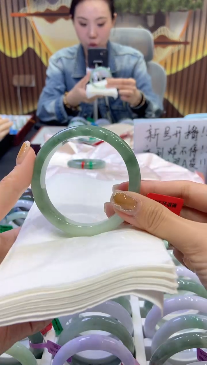 未镶嵌手镯翡翠0008859