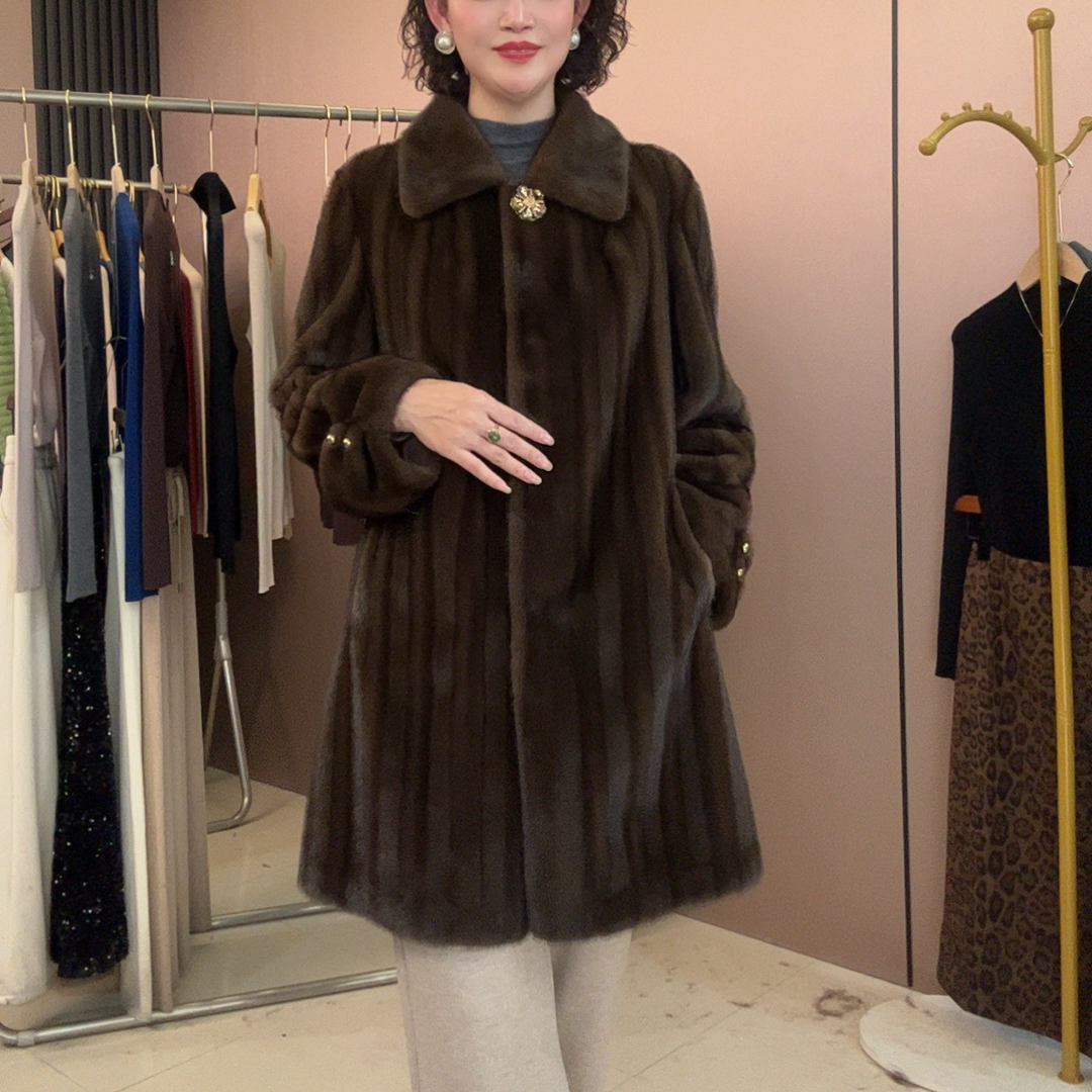 2025新款皮草高档加厚皮毛一体长款贵气质洋气外套爆款女妈妈冬装