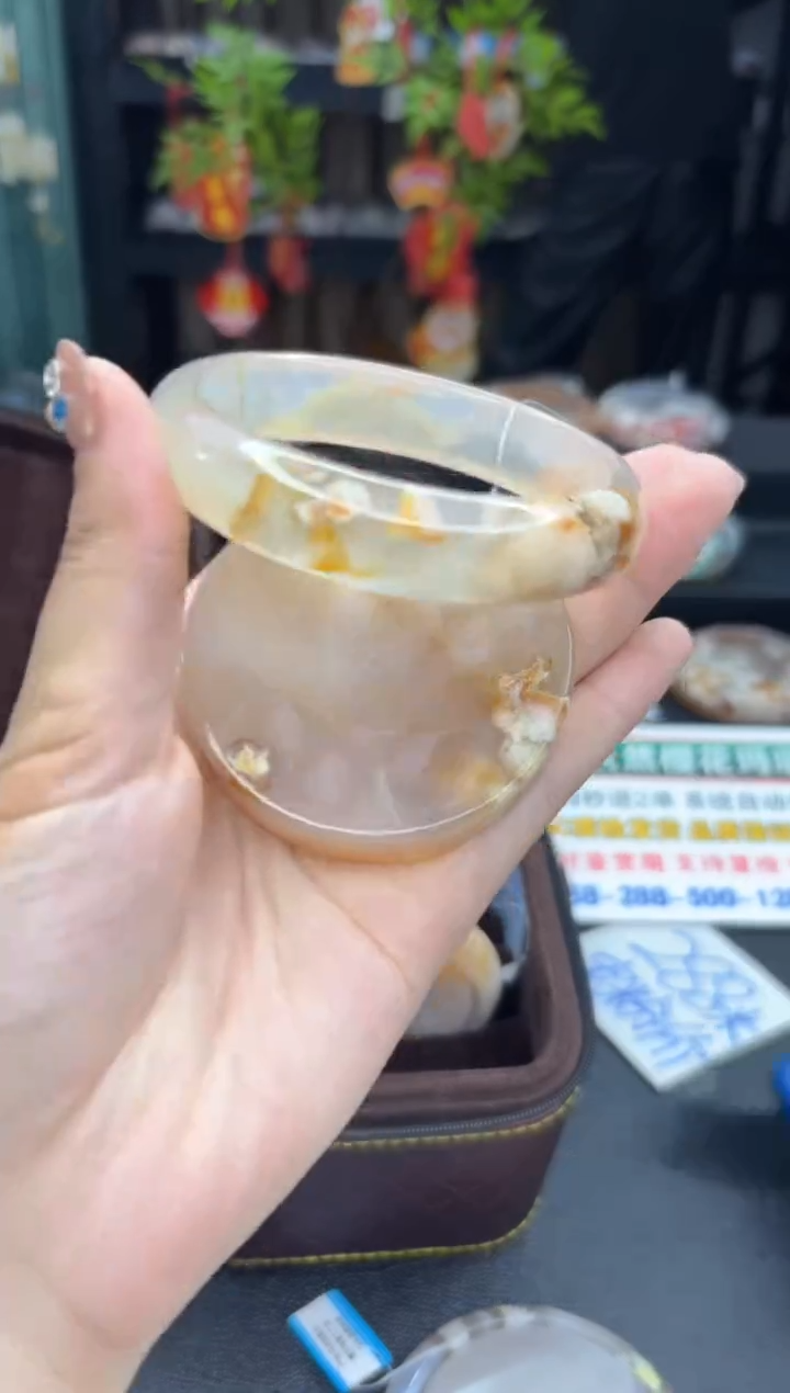 【闪购商品】石英质玉手镯未镶嵌293（63圈赠送镯心）