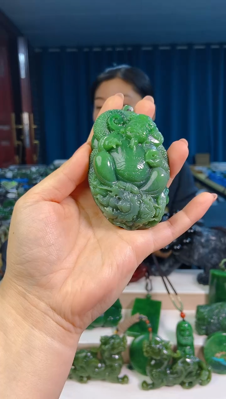 和田玉未镶嵌把件1