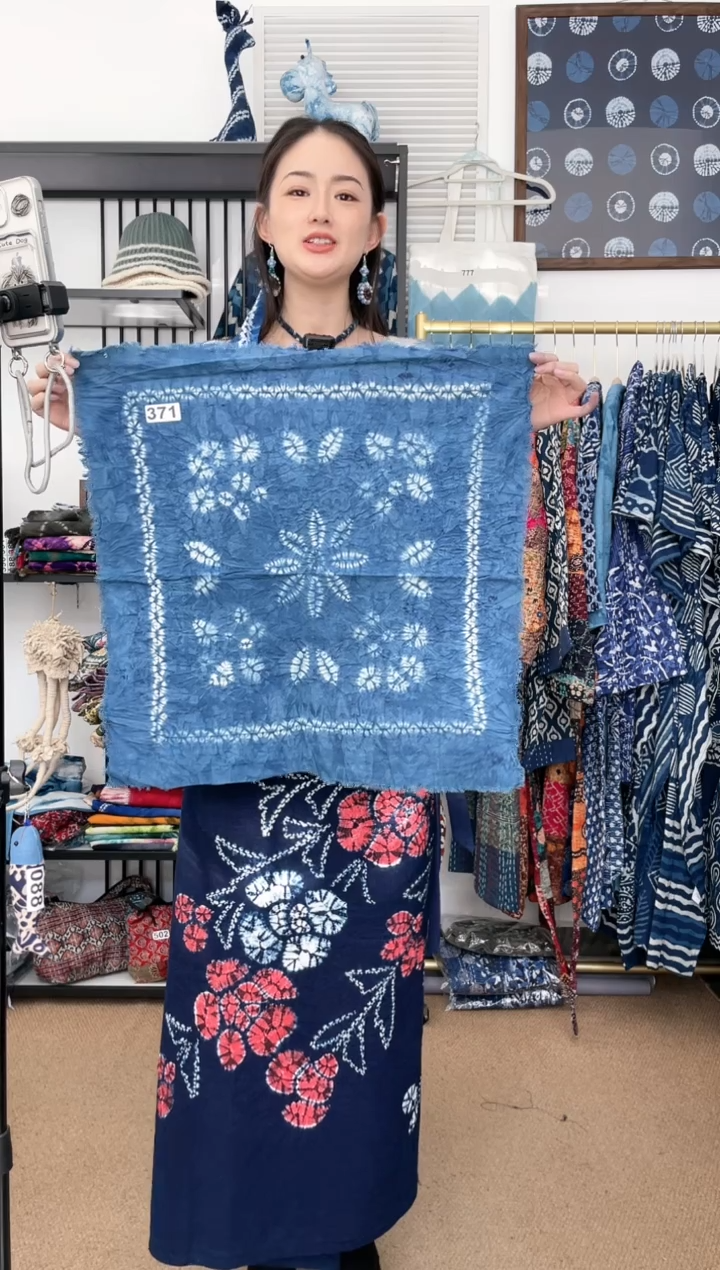 【闪购商品】371白族非遗手工扎染方巾55x55
